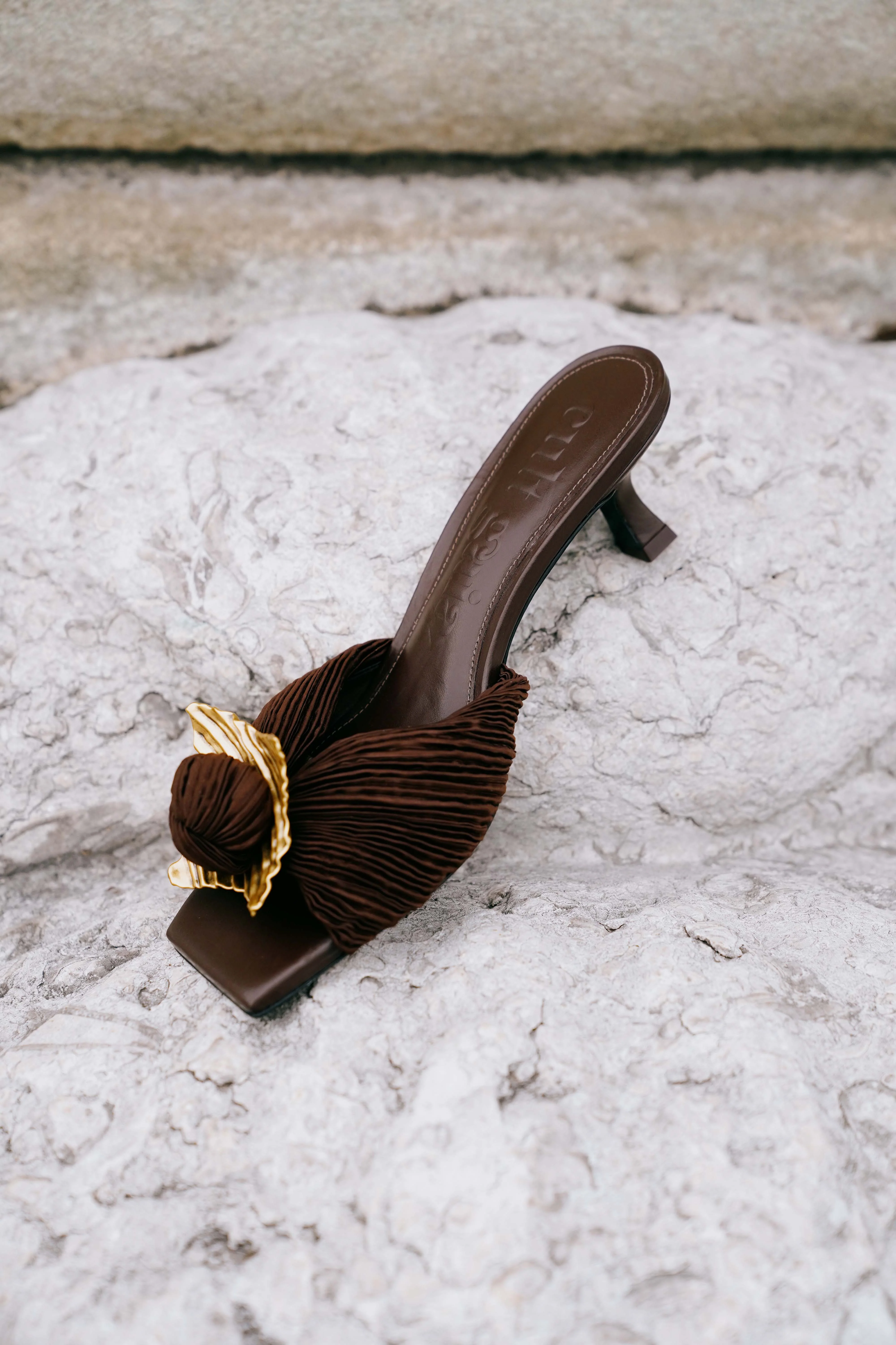 ADI SANDAL - JAVA - Image 5