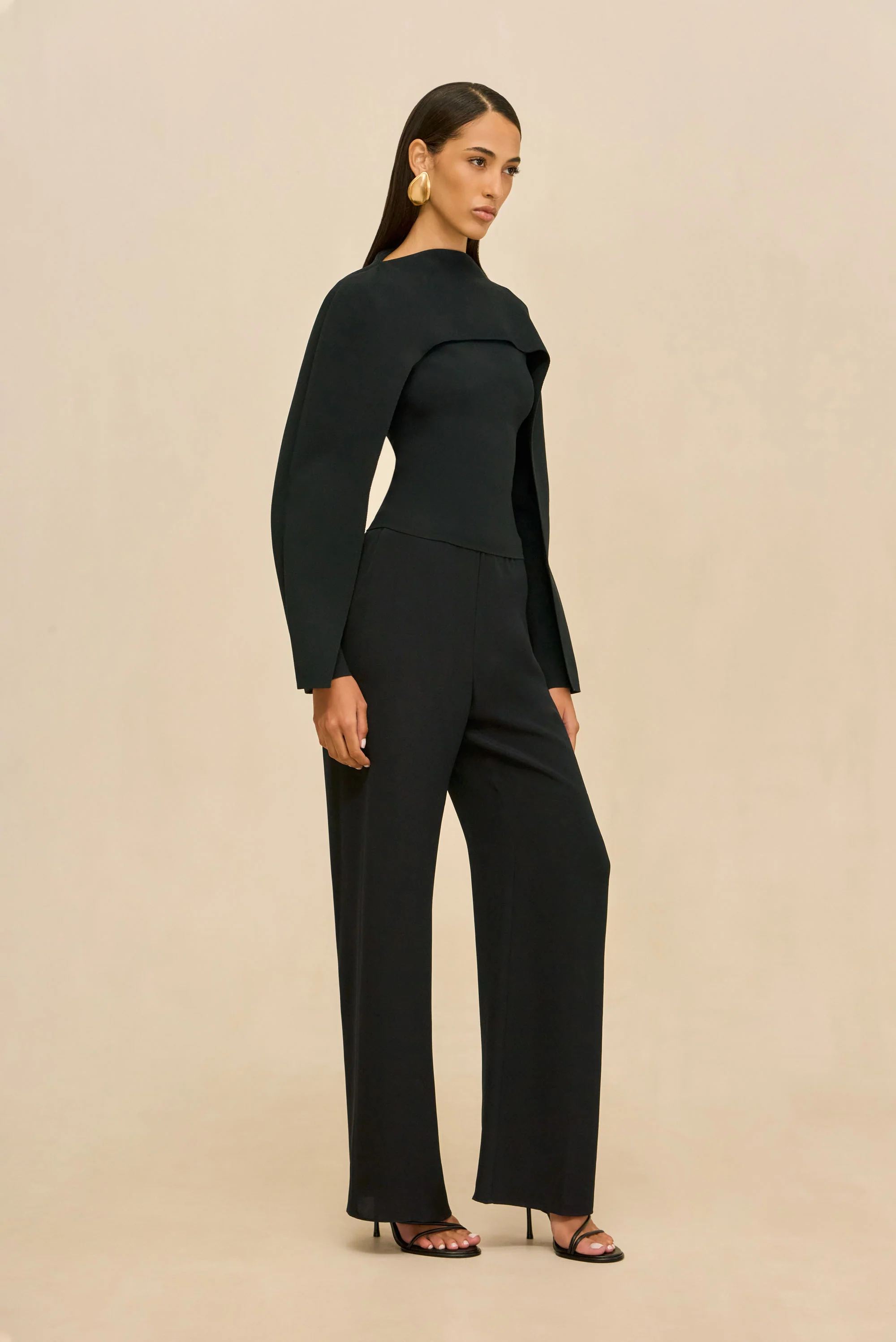 ALKA KNIT TOP - BLACK - Image 5