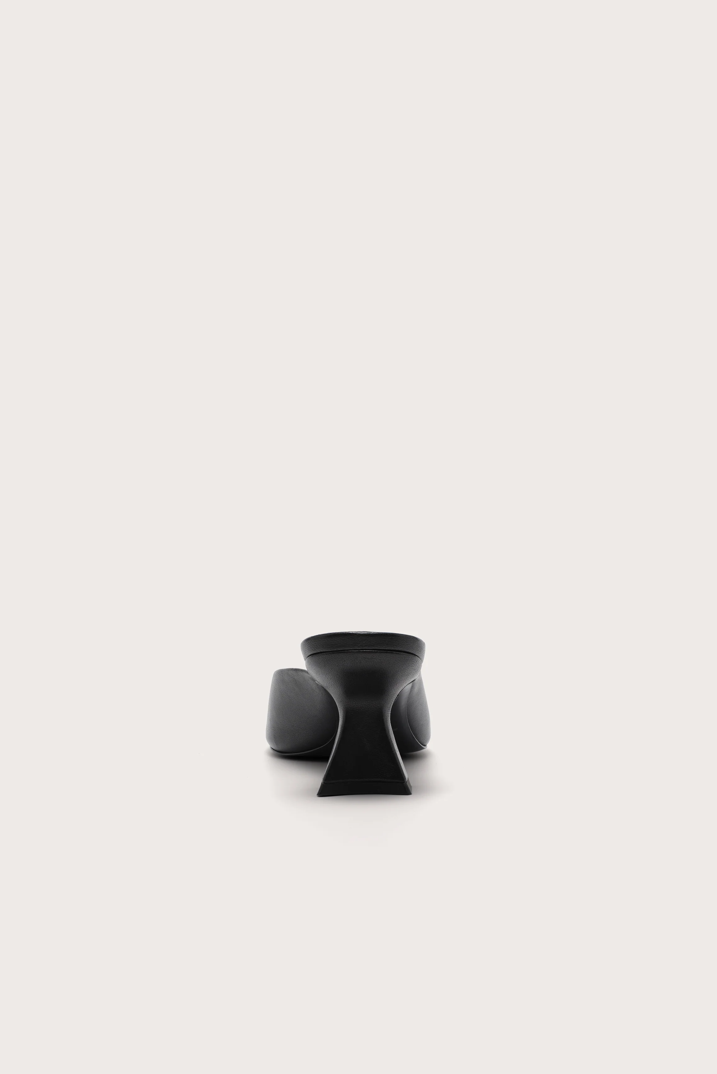 ASTER MULE - BLACK - Image 3