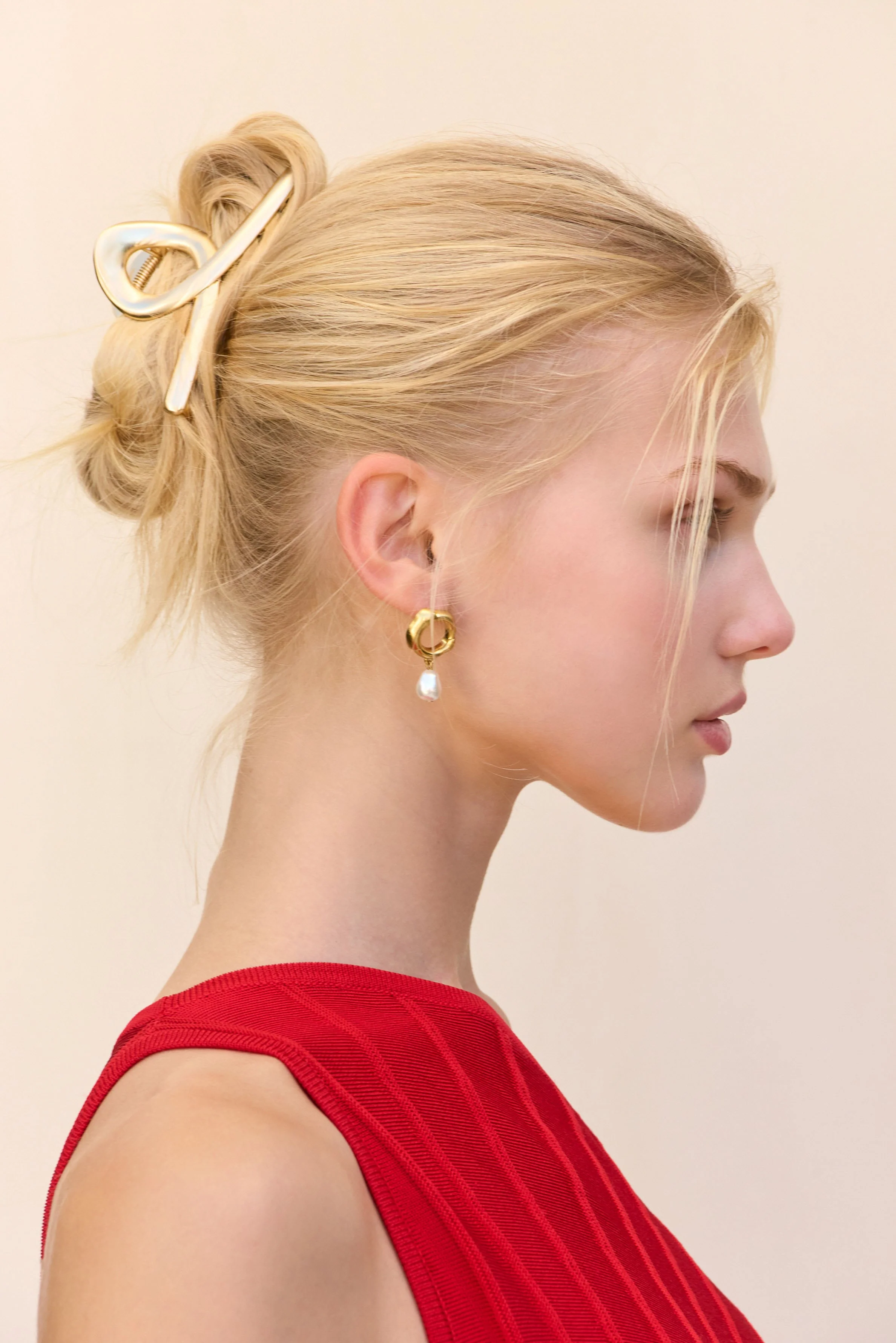 AZARIAH HAIR CLIP - BRUSHED BRASS - Image 2