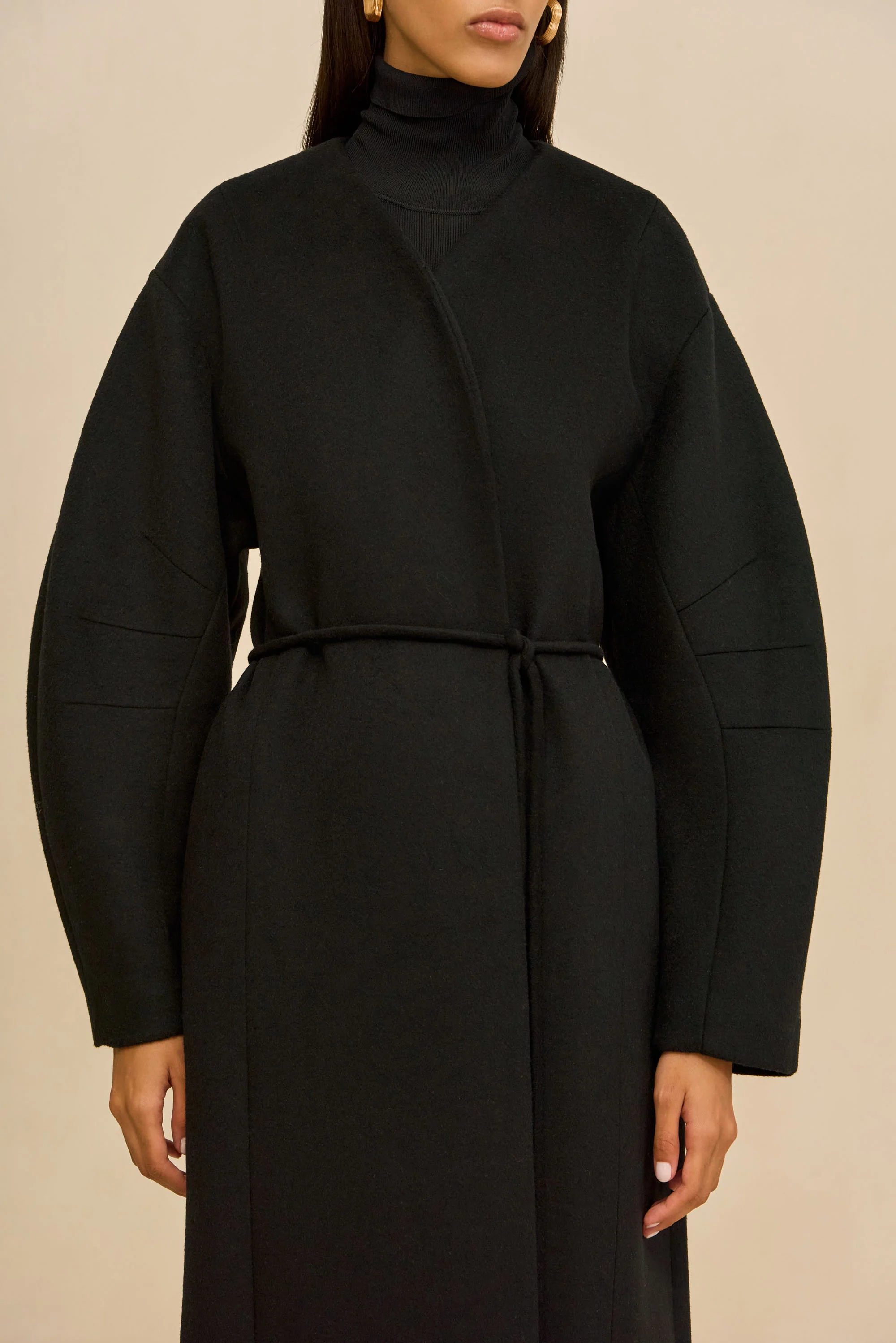 BRUNELLA COAT - BLACK - Image 5