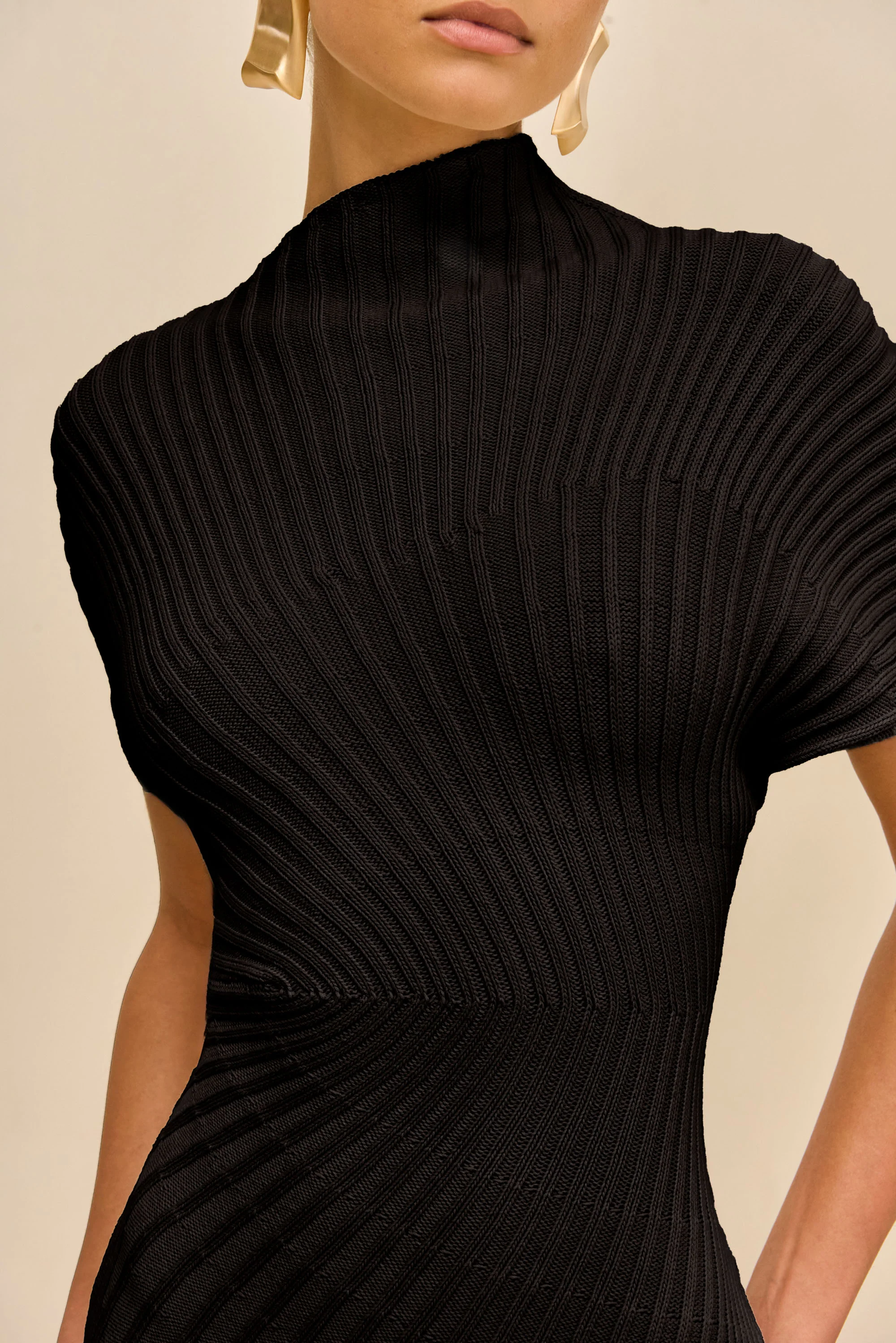 CHRYSTA KNIT DRESS - BLACK - Image 4
