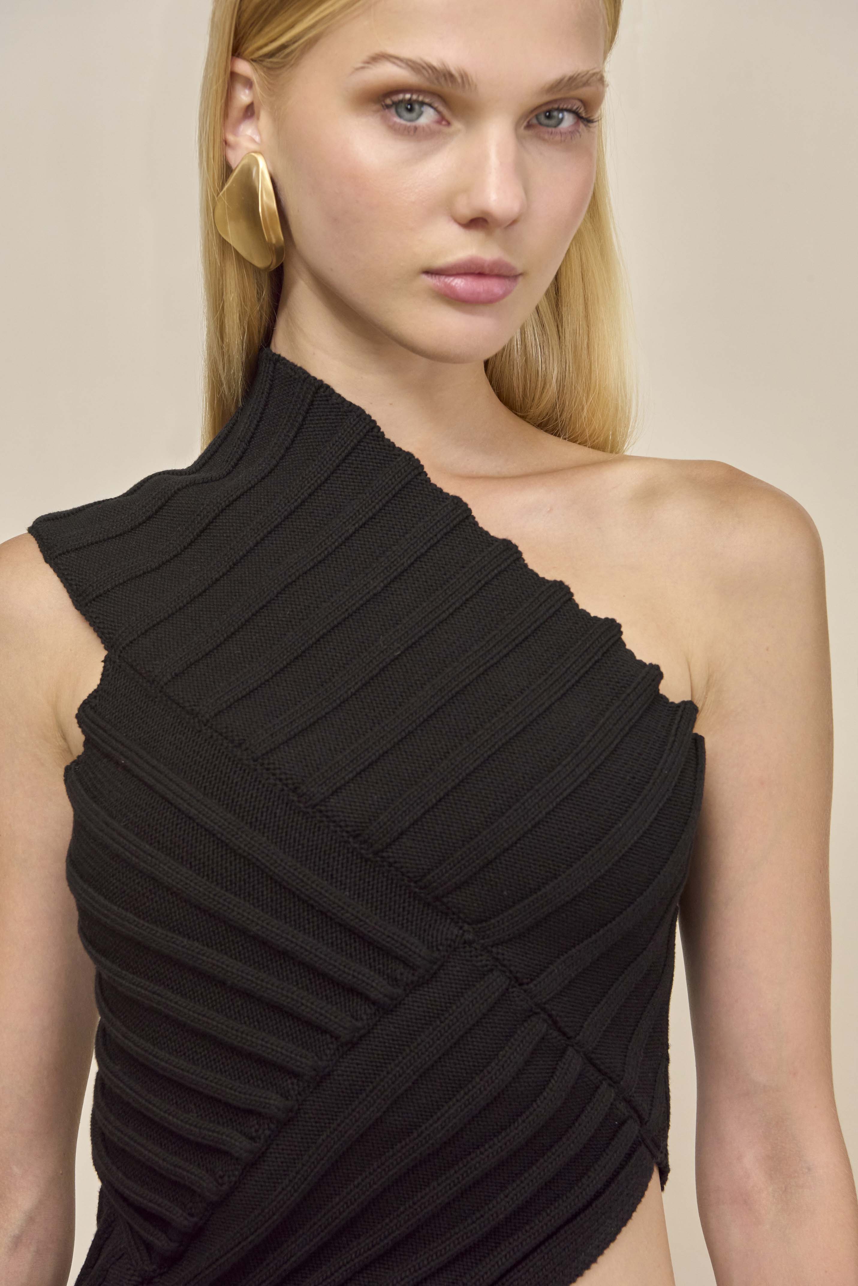 DEL KNIT TOP - BLACK - Image 3