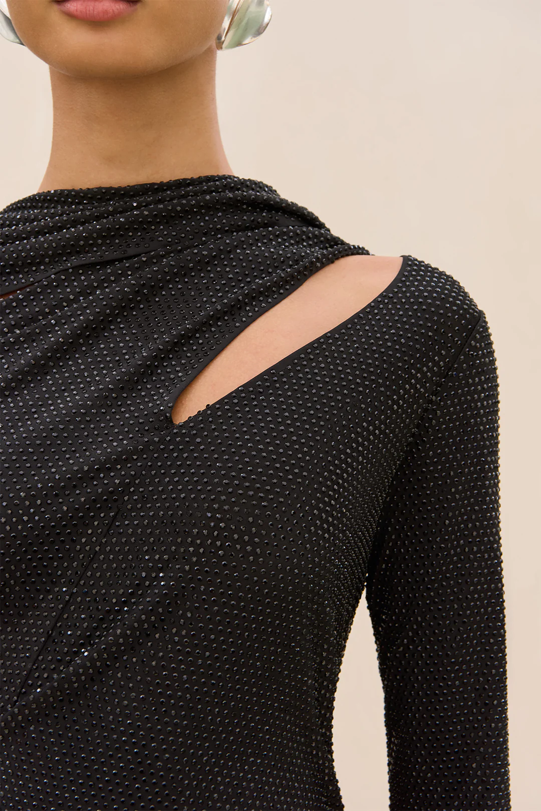 KUMASI GOWN - BLACK - Image 6