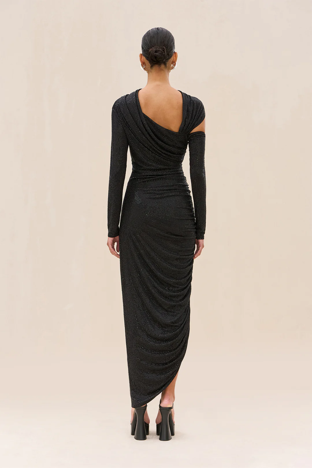 KUMASI GOWN - BLACK - Image 9