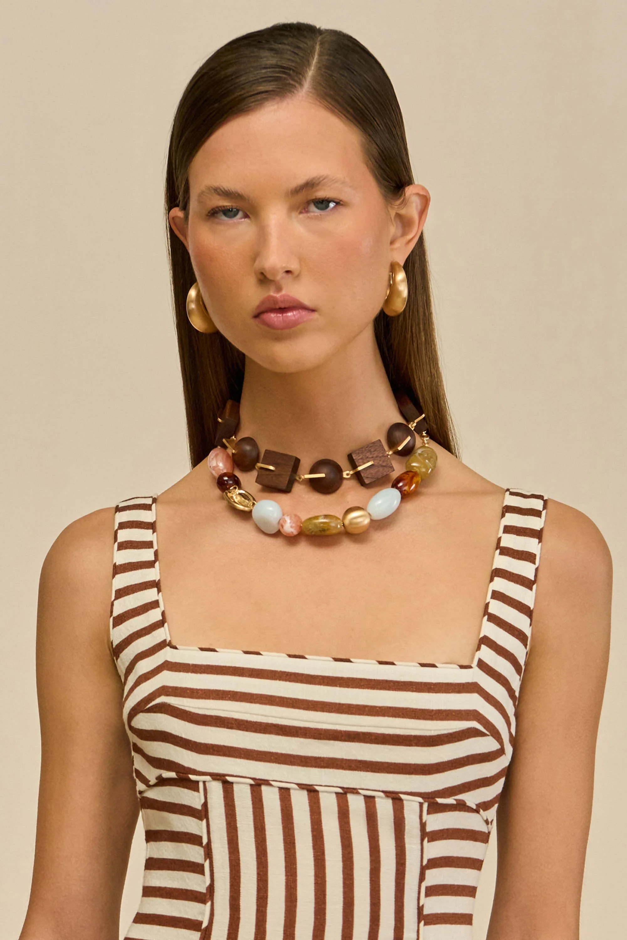 LAGUNA CHOKER NECKLACE - WALNUT - Image 2