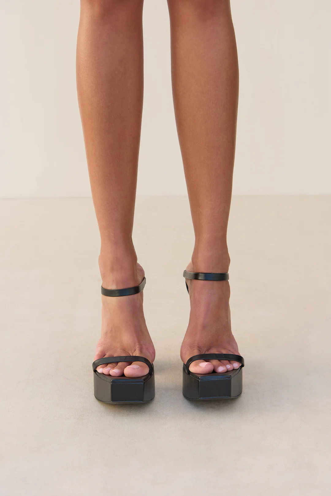 LINDA PLATFORM - BLACK - Image 5