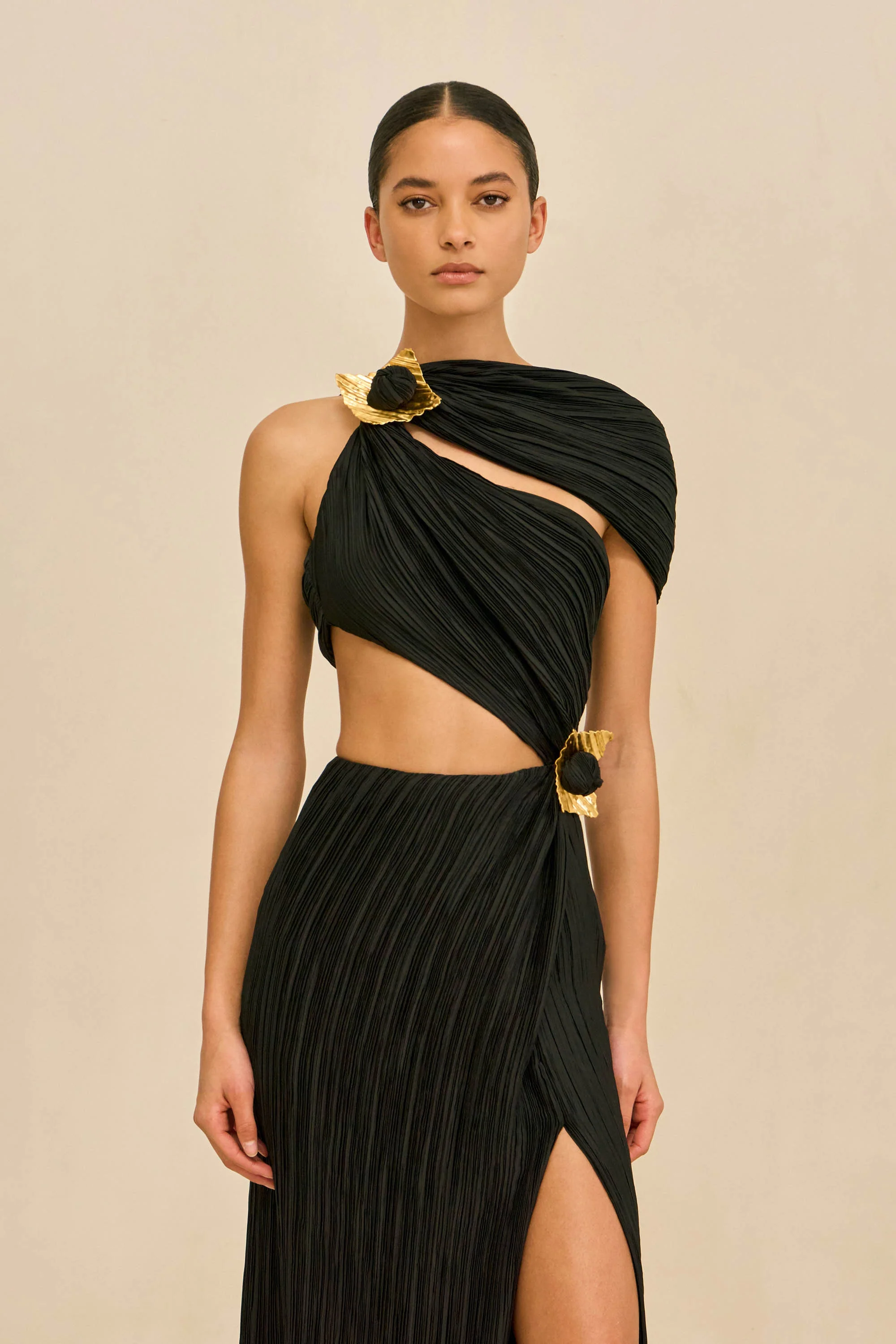 LOAH GOWN - BLACK - Image 2