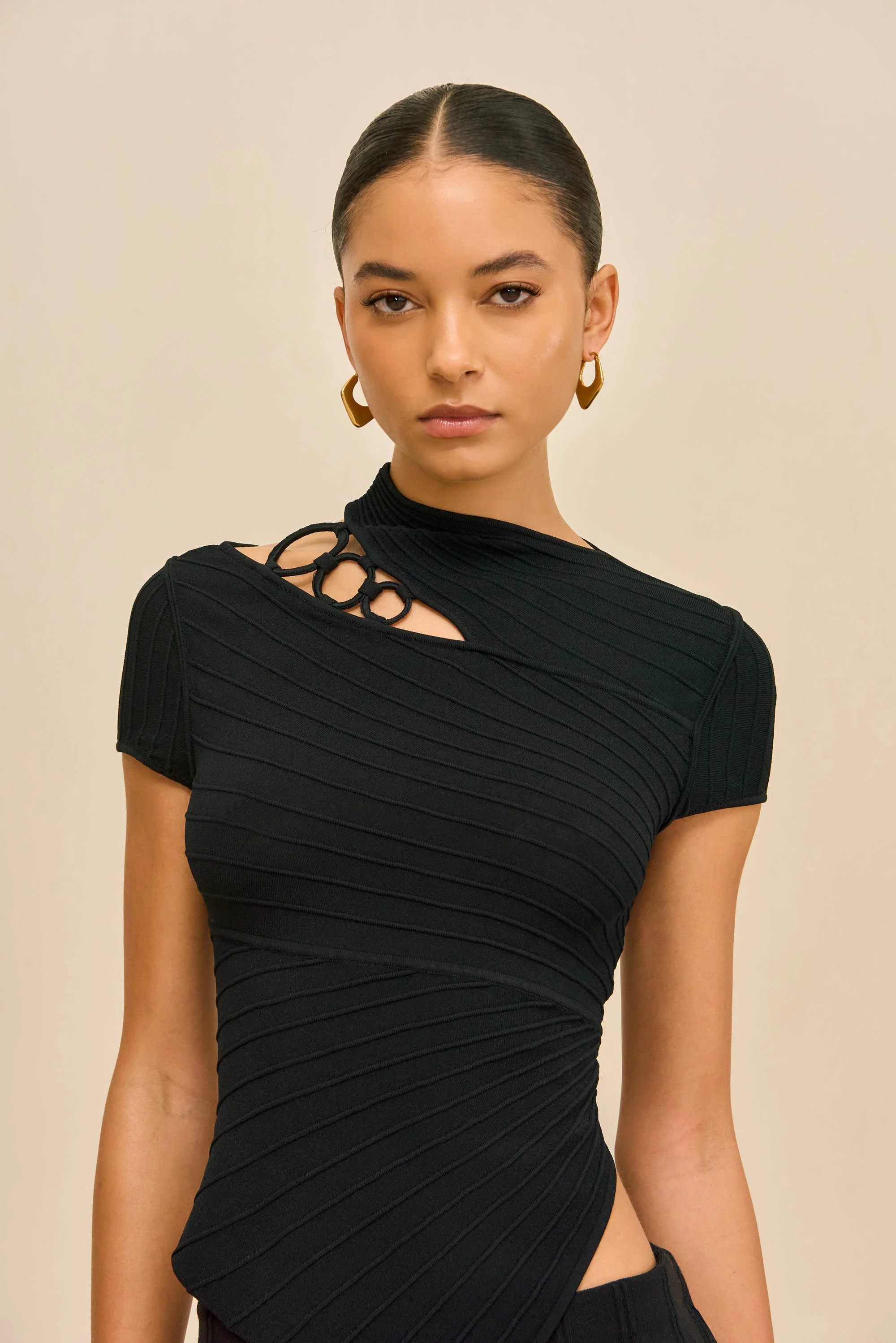 NESSI KNIT TOP - BLACK - Image 3