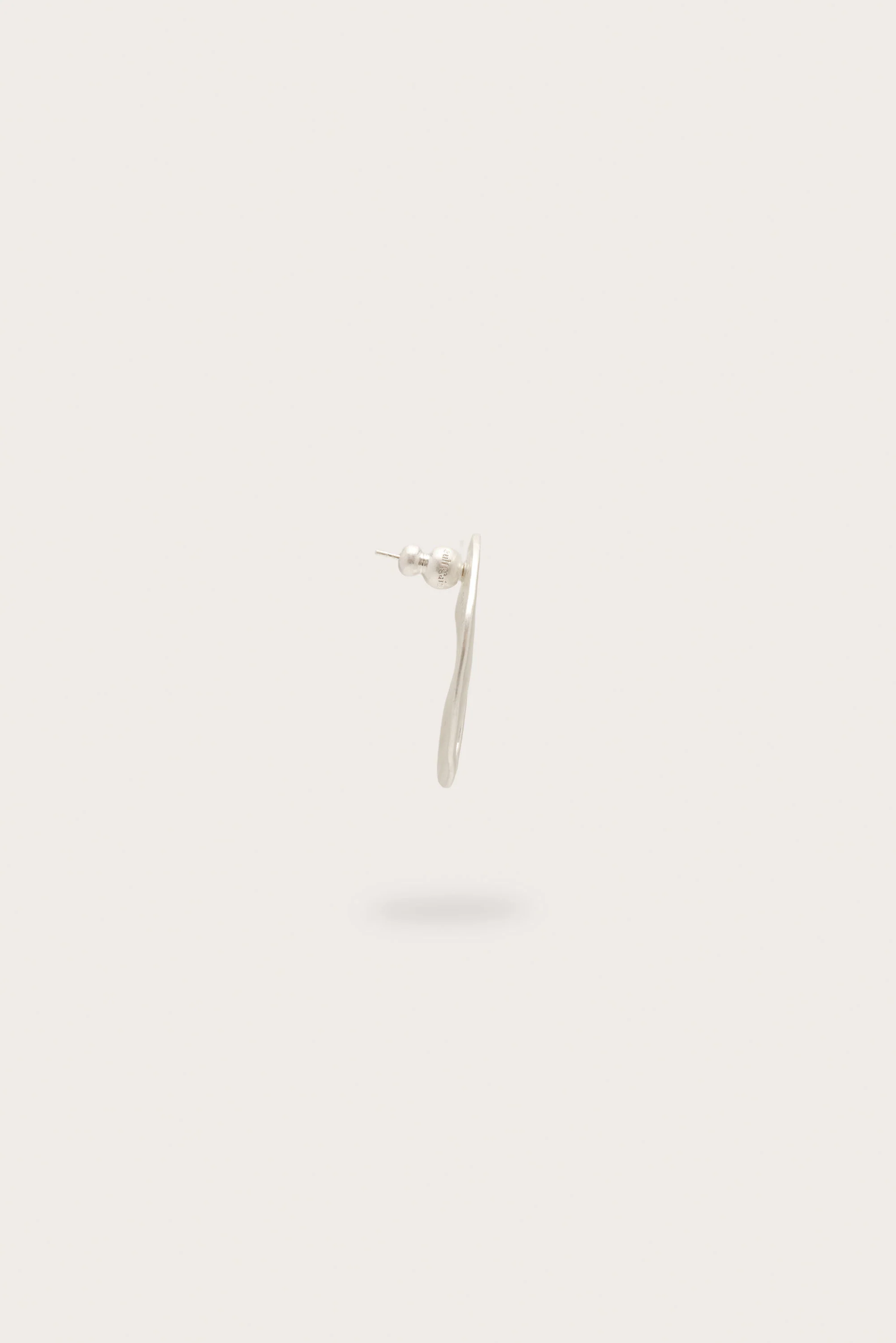 RUE MINI EARRING - ANTIQUE SILVER - Image 3