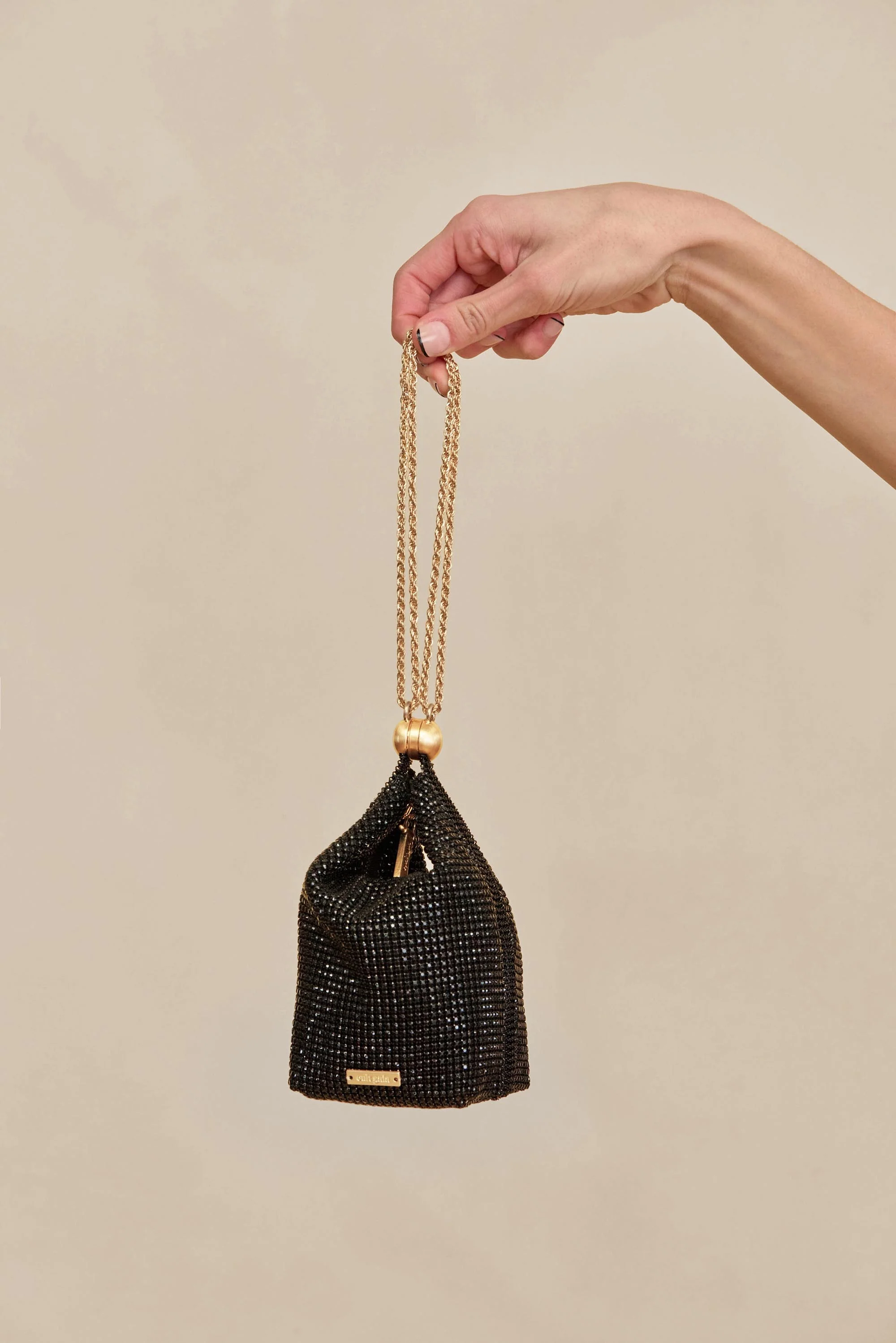 RUE WRISTLET BAG - BLACK - Image 2