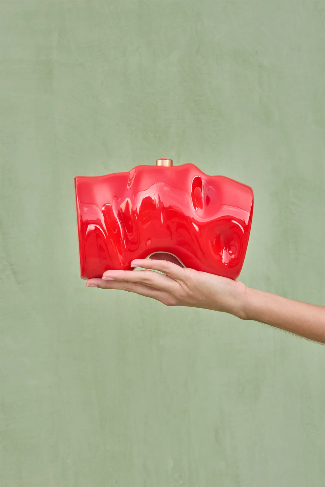 SCRUNCH CLUTCH - VERMILION - Image 2
