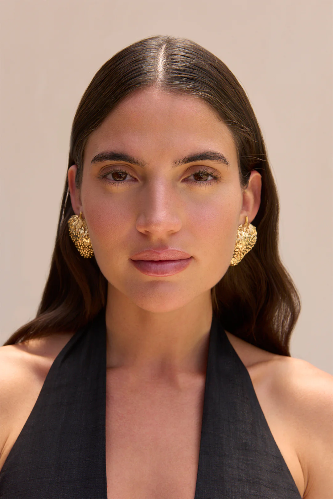 STRAWBERRY EARRING - ANTIQUE BRASS - Image 3