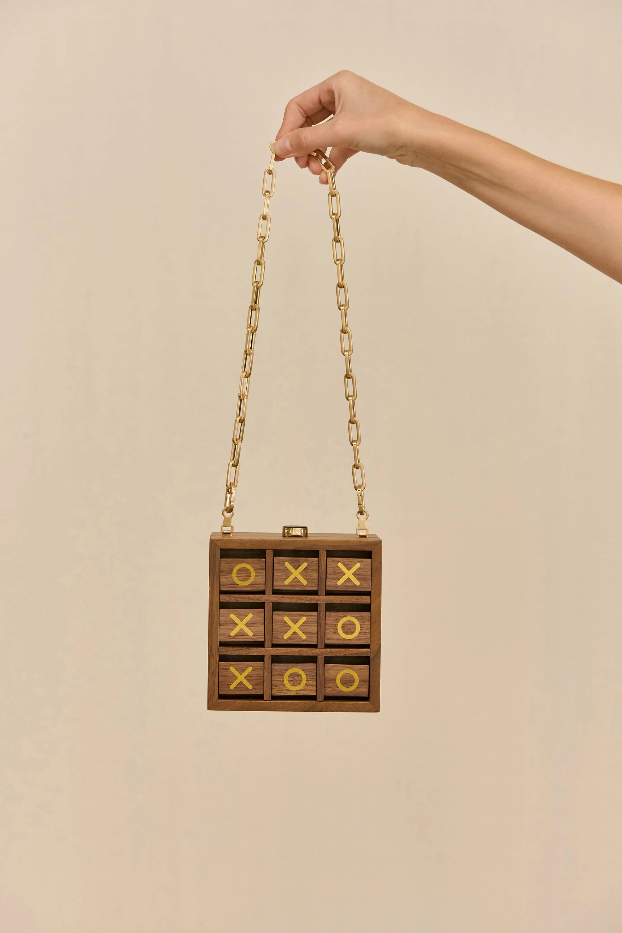 TIC TAC TOE CLUTCH - WALNUT - Image 3