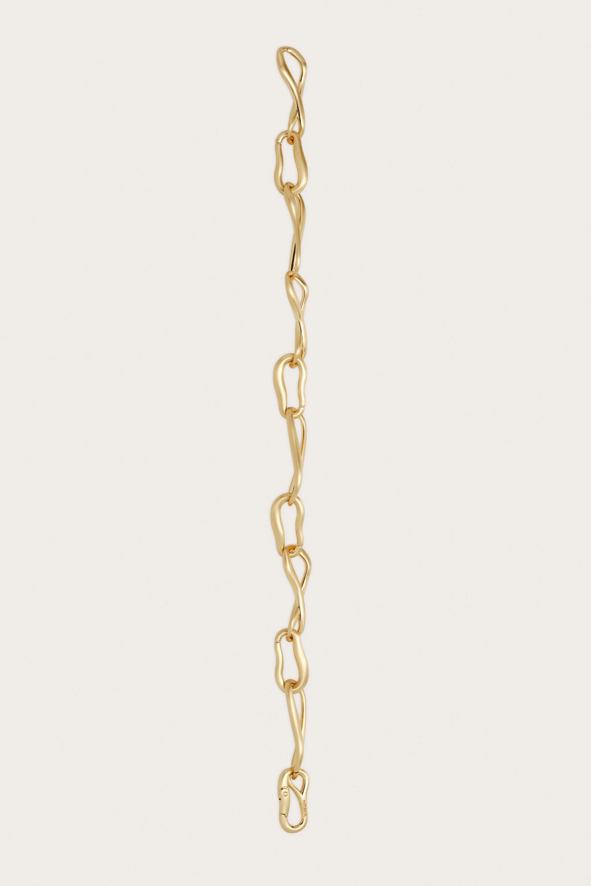 VERA NECKLACE - BRUSHED BRASS - Image 3
